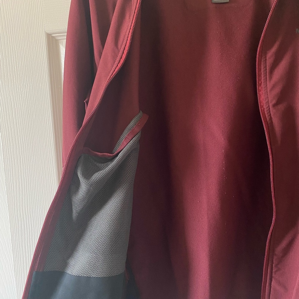 Merrell Maroon Lightweight Select Shield Jacket - Picture 10 of 11
